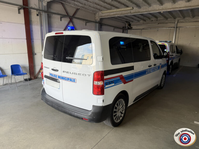 Police municipale SI3PC de Plaisir – Peugeot Expert – Galerie – photo 3