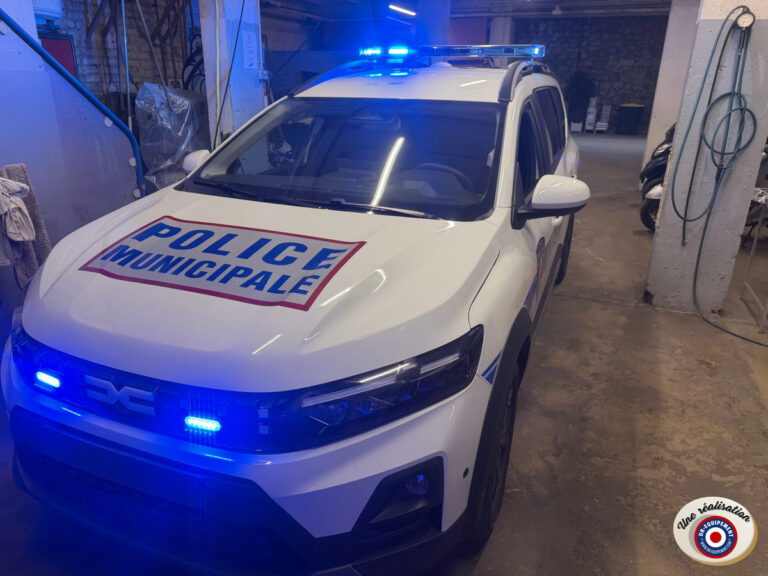 Police municipale – Dacia Jogger, unité cynophile – vue 2